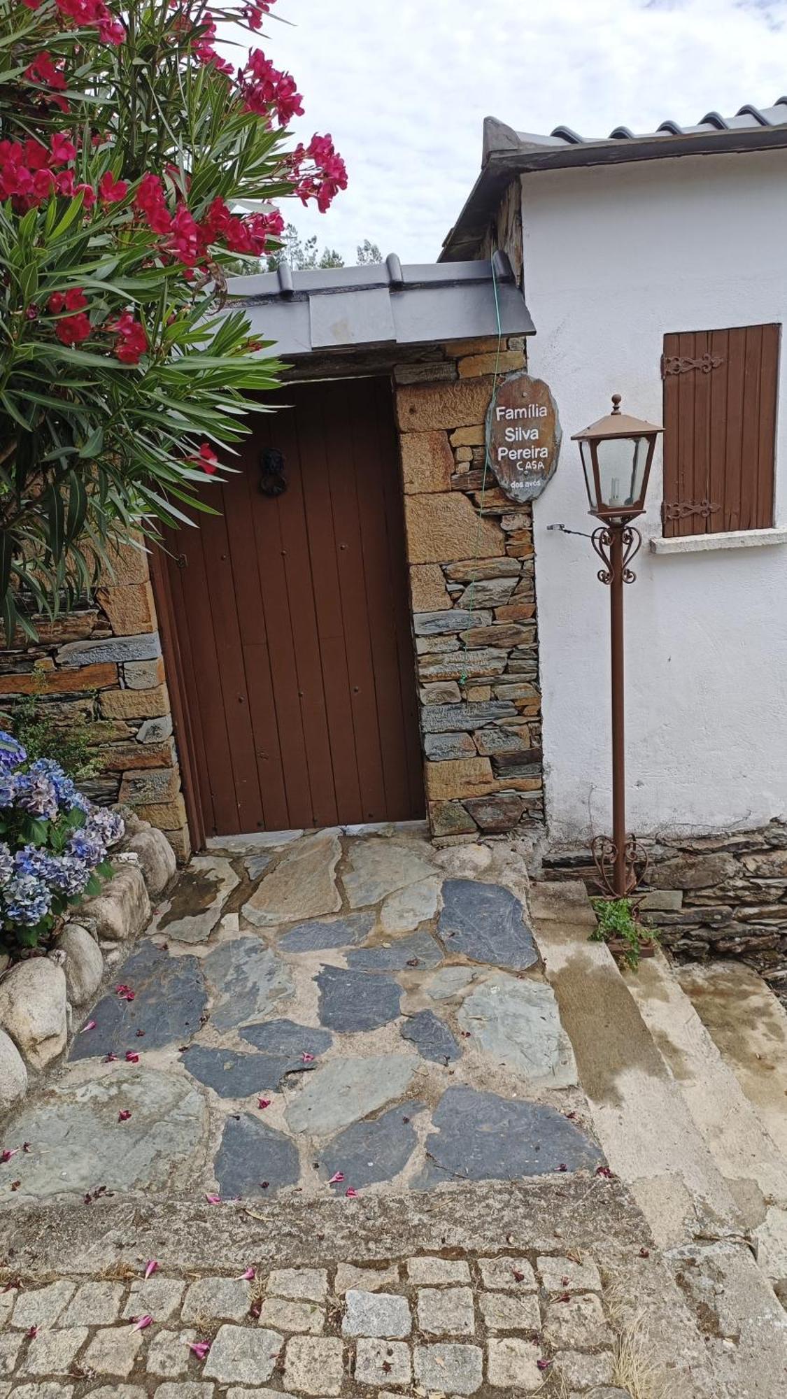 Casa Dos Avos 23 Hébergement de vacances Castro Daire